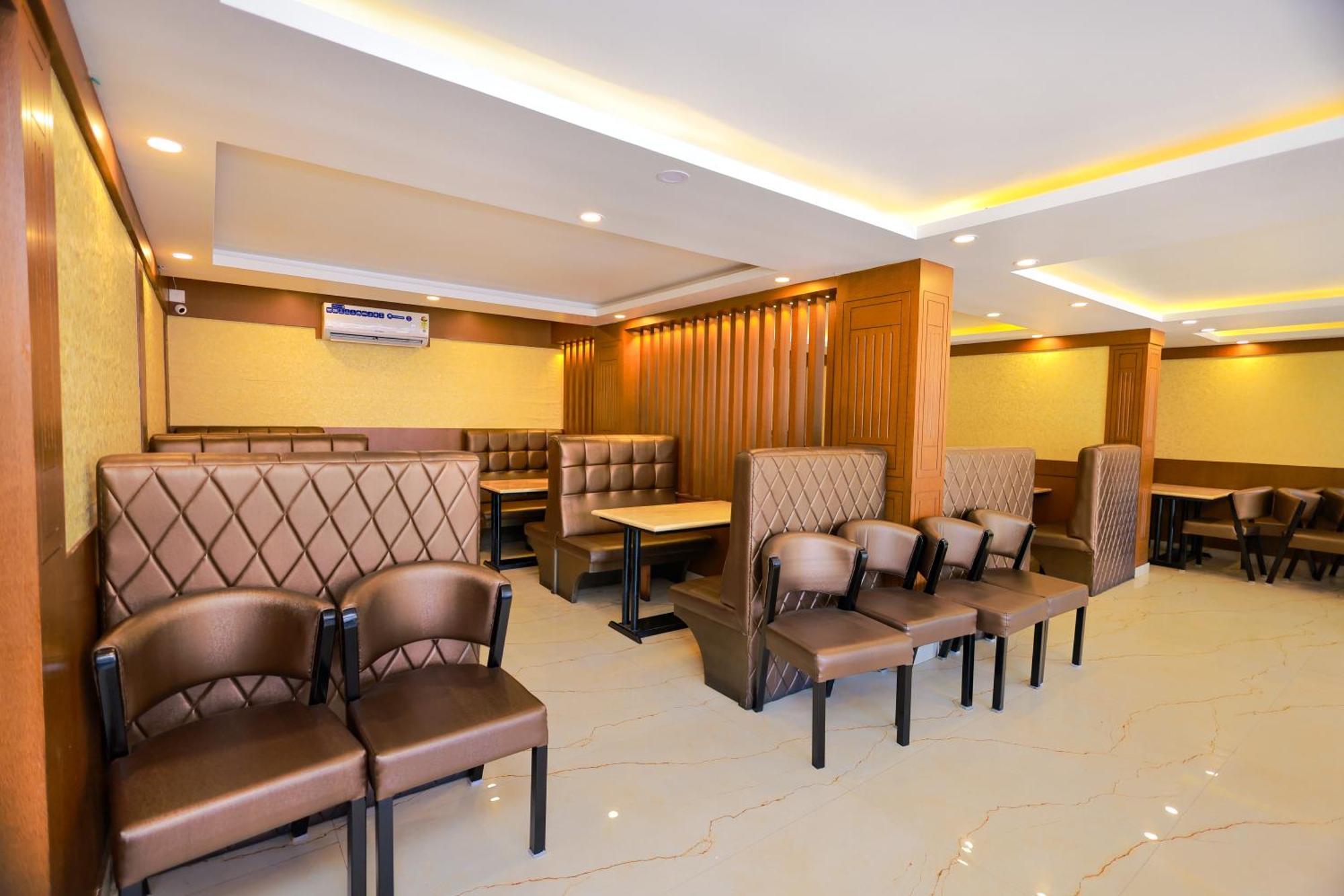Hotel Sangam Каньякумарі Екстер'єр фото